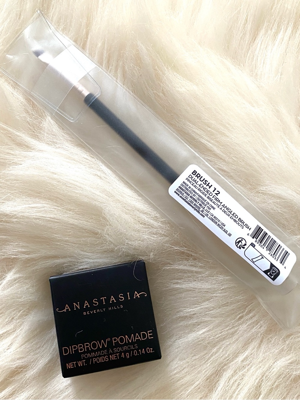 Anastasia Beverly Hills Dipbrow Pomade & #12 Dual-Ended Brush - Soft Brown